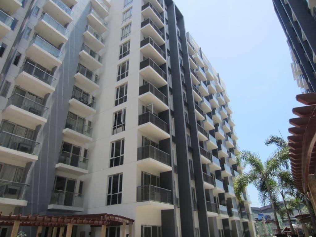 Palm Tree - Genlex Condominium Manila Kültér fotó